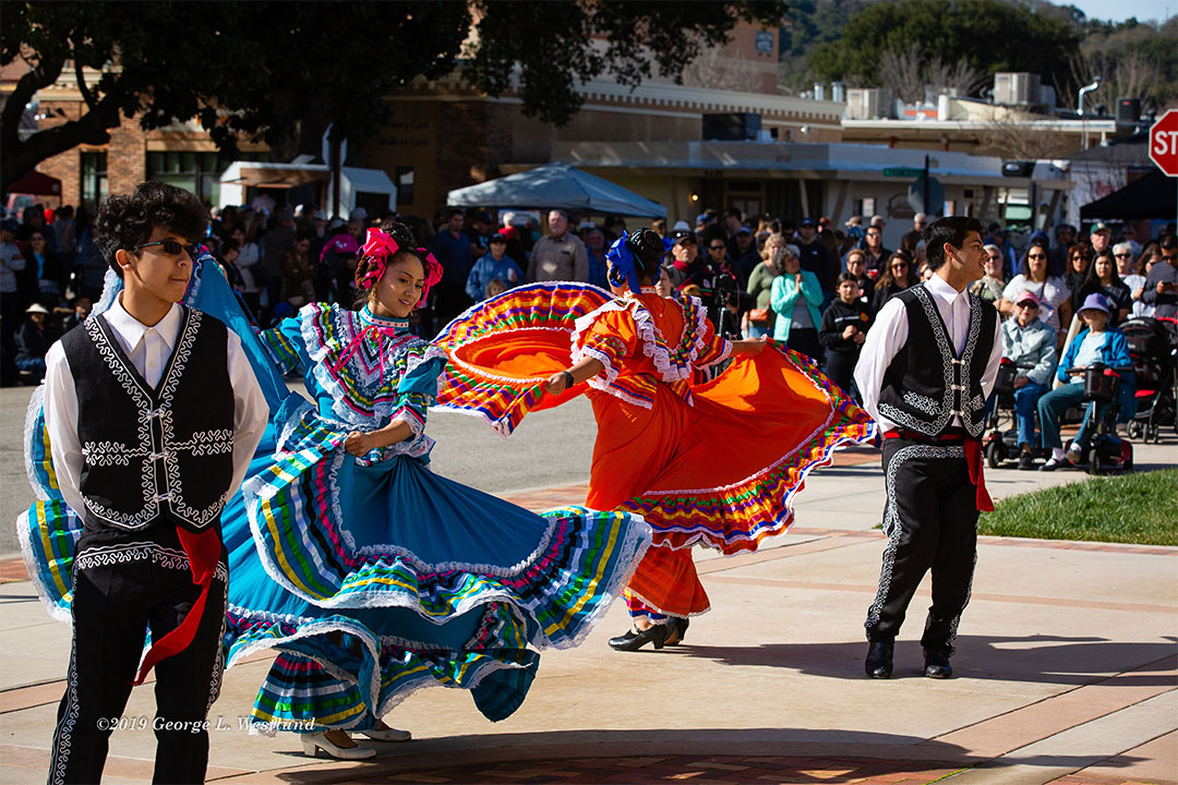 Image of Folkloric Dancers in full traditional costume dancing in front of Atascadero City Hall - Photo by George L. Westlund